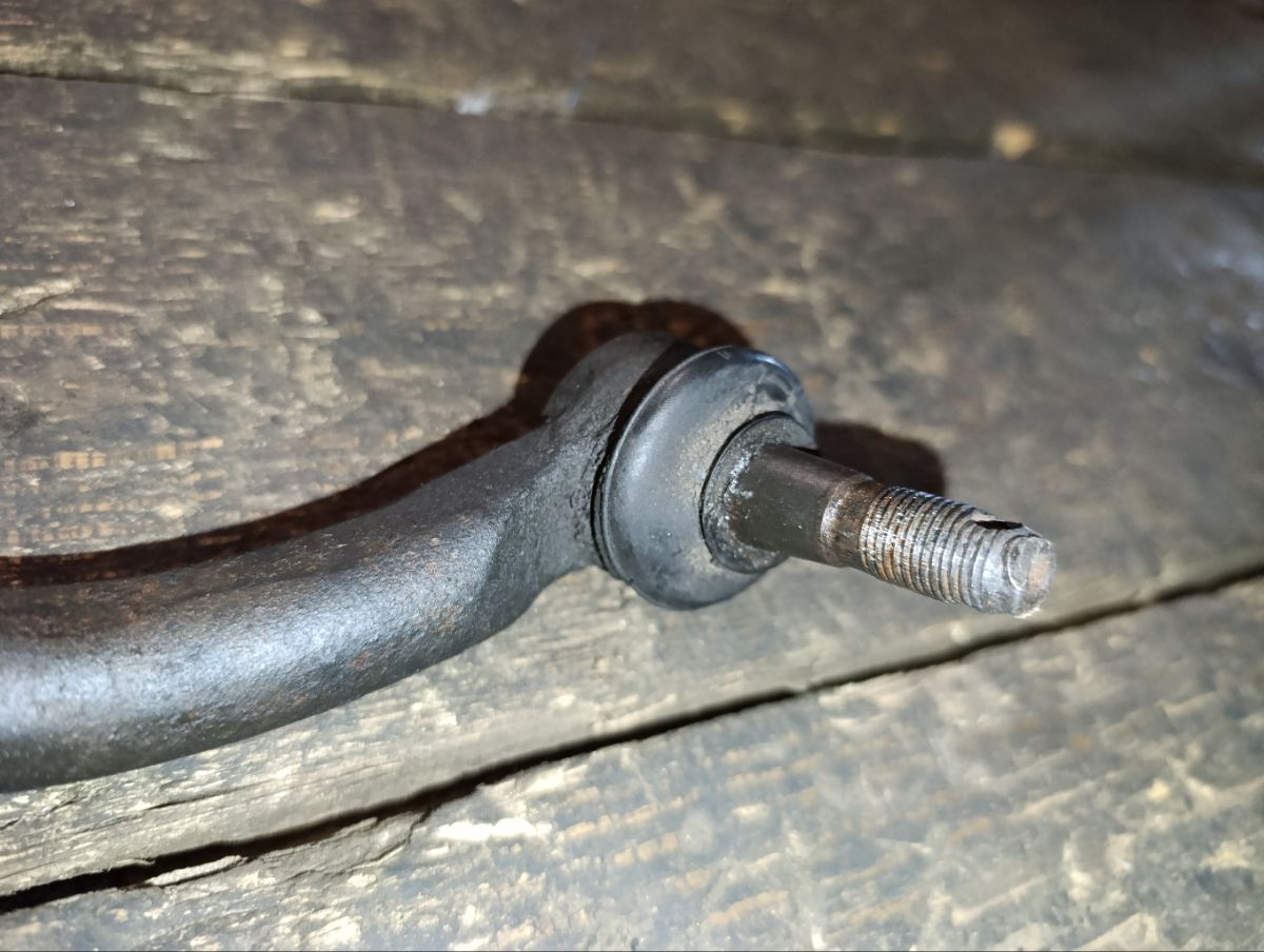 Рулевая рейка на Toyota Corolla ZZE121 3ZZ-FE Фото 8