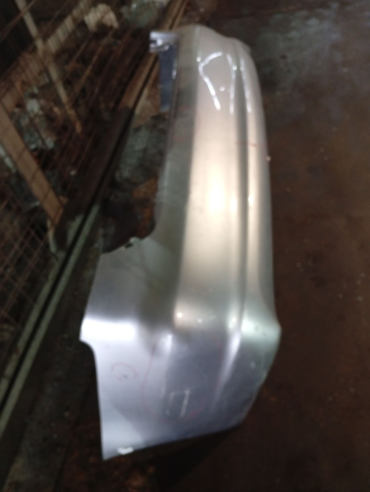 Бампер на Mitsubishi Grandis NA4W Фото 5