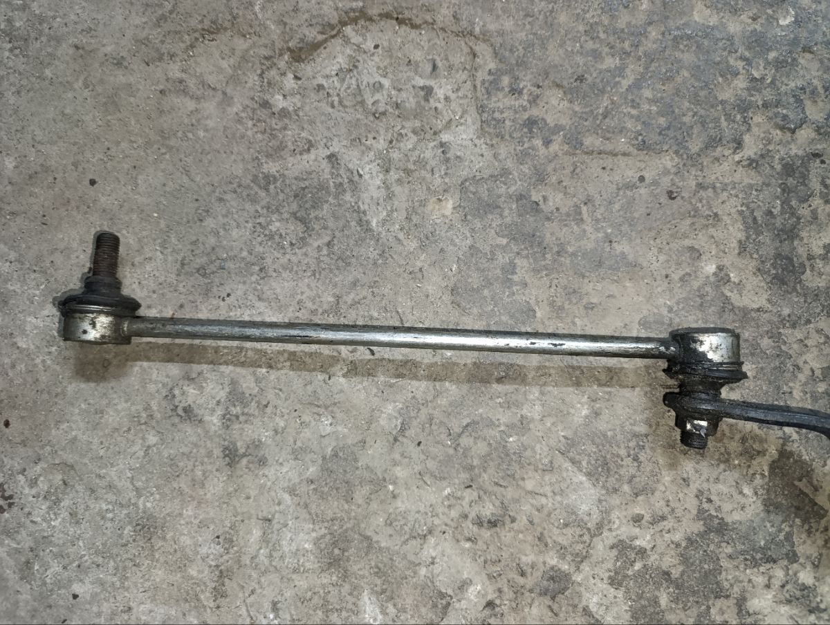 Стабилизатор на Suzuki Sx4 YA11S M15A Фото 3