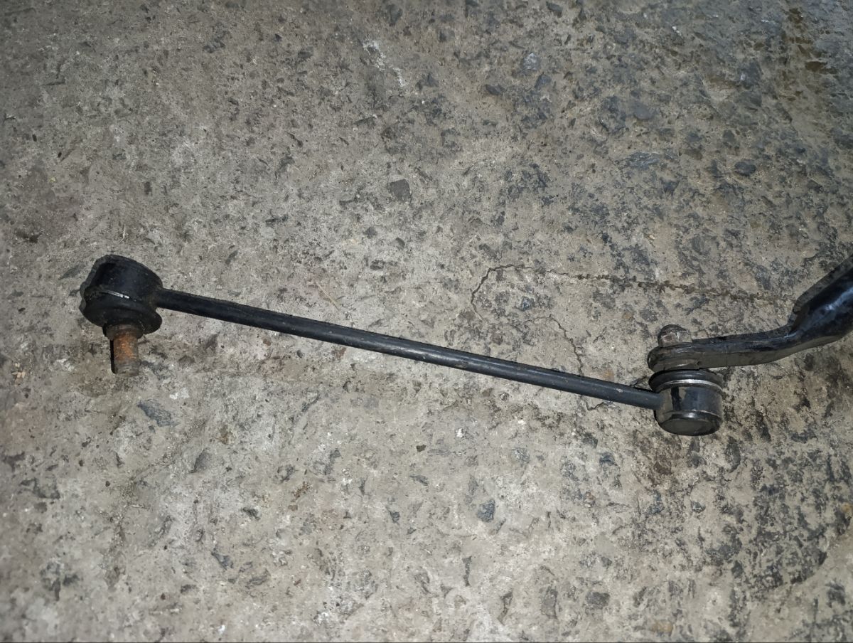 Стабилизатор на Suzuki Sx4 YA11S M15A Фото 4