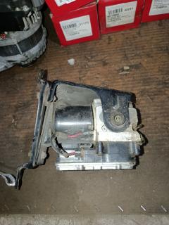 Блок ABS на Isuzu Wizard UES73FW 4JX1 Фото 7