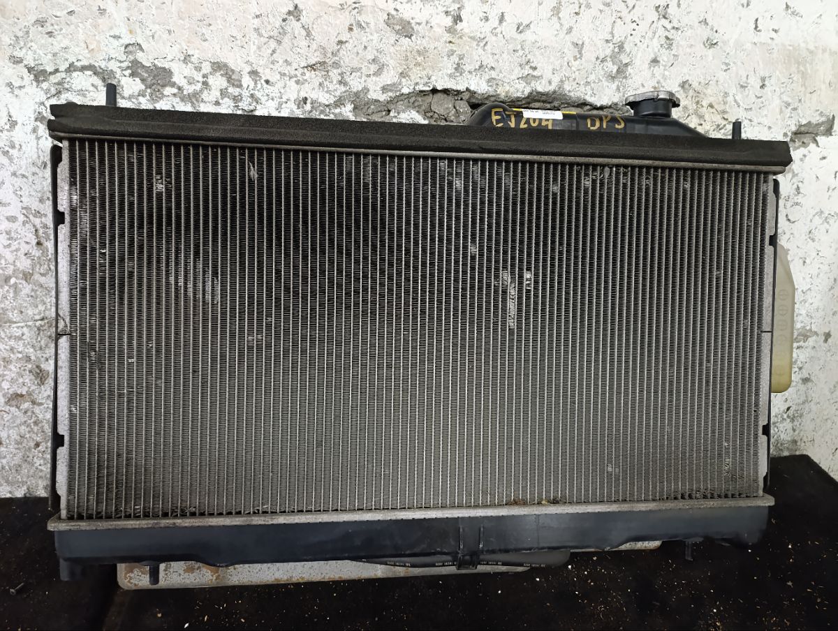 Радиатор ДВС на Subaru Legacy Wagon BP5 EJ204 Фото 4