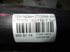 Стойка амортизатора на Toyota Noah AZR60G 1AZ-FSE Фото 3