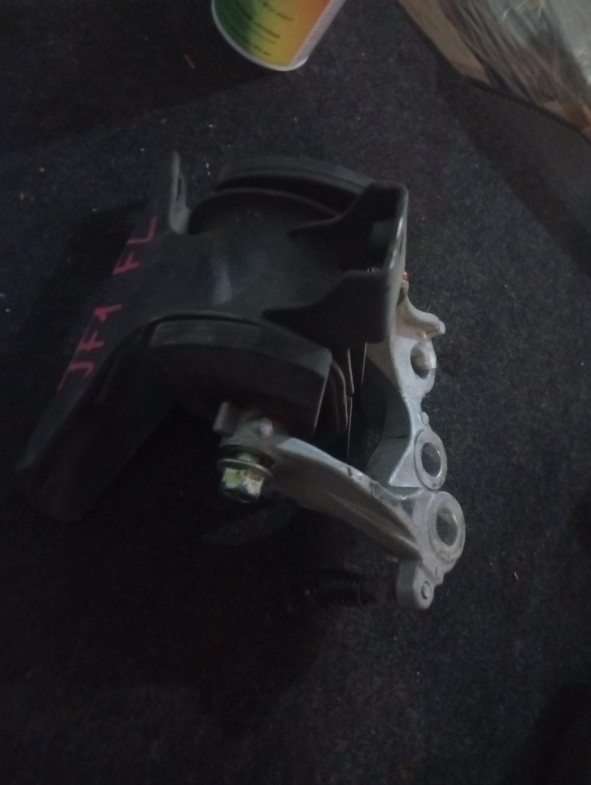 Подушка двигателя на Honda N-Box JF1 S07A Фото 3