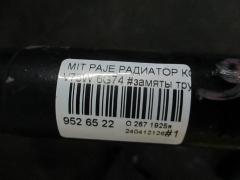 Радиатор кондиционера на Mitsubishi Pajero V75W 6G74 Фото 2