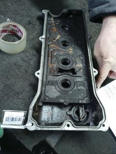 Клапанная крышка 1326441B00, 1326441B01, 1326441B10 на Nissan March K11 CG10DE Фото 3