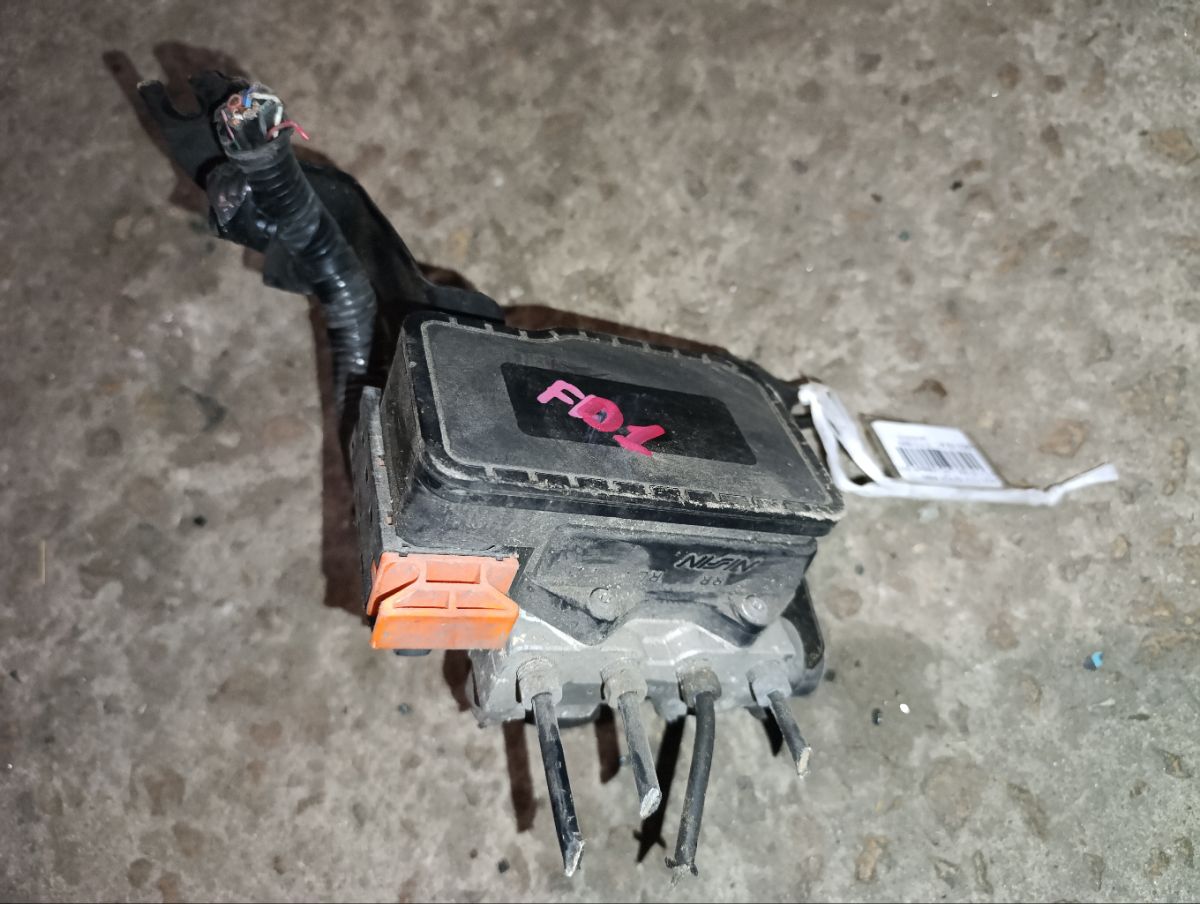 Блок ABS на Honda Civic FD1 R18A Фото 11