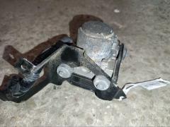 Блок ABS на Honda Civic FD1 R18A Фото 8