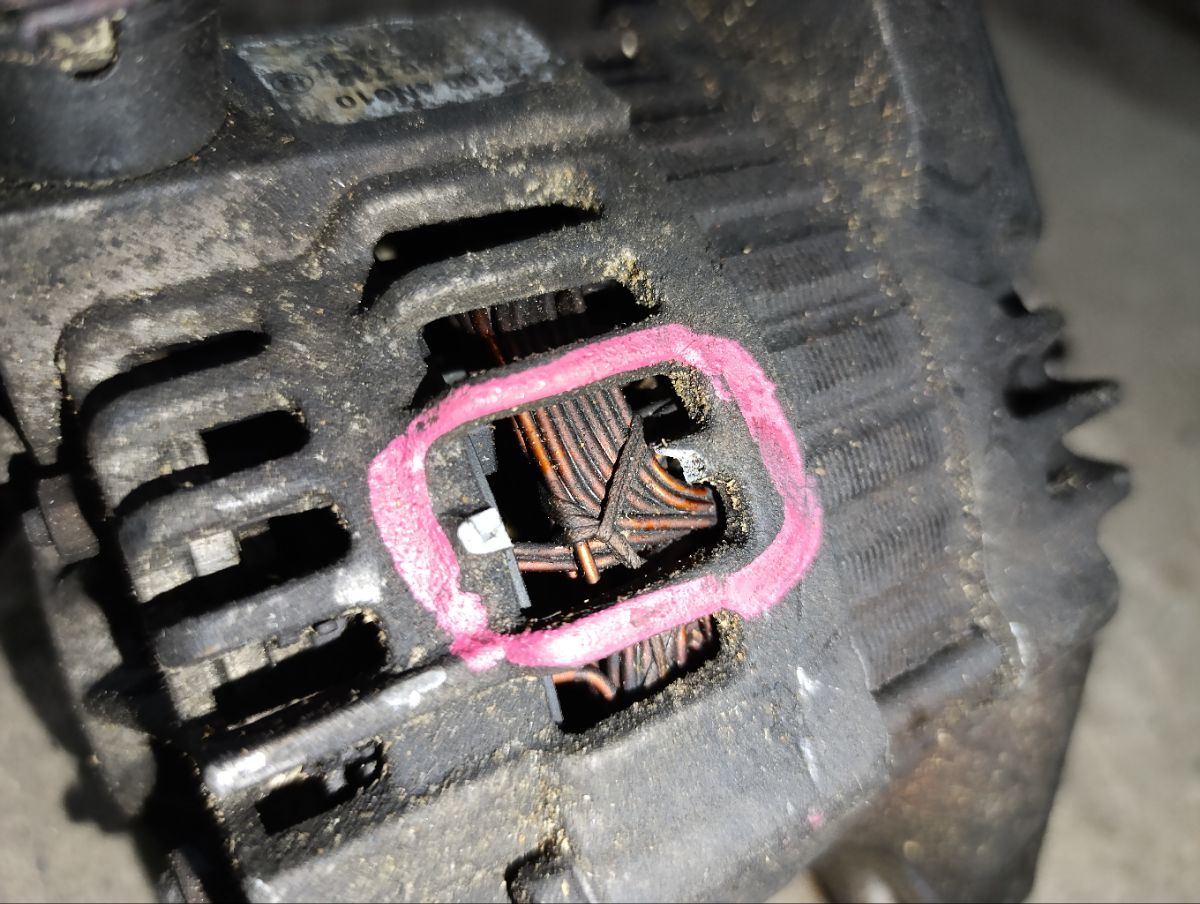 Генератор 23100-4N010 на Nissan Serena PC24 SR20DE Фото 5 Генератор 23100-4N010 на Nissan Serena PC24 SR20DE Фото 5