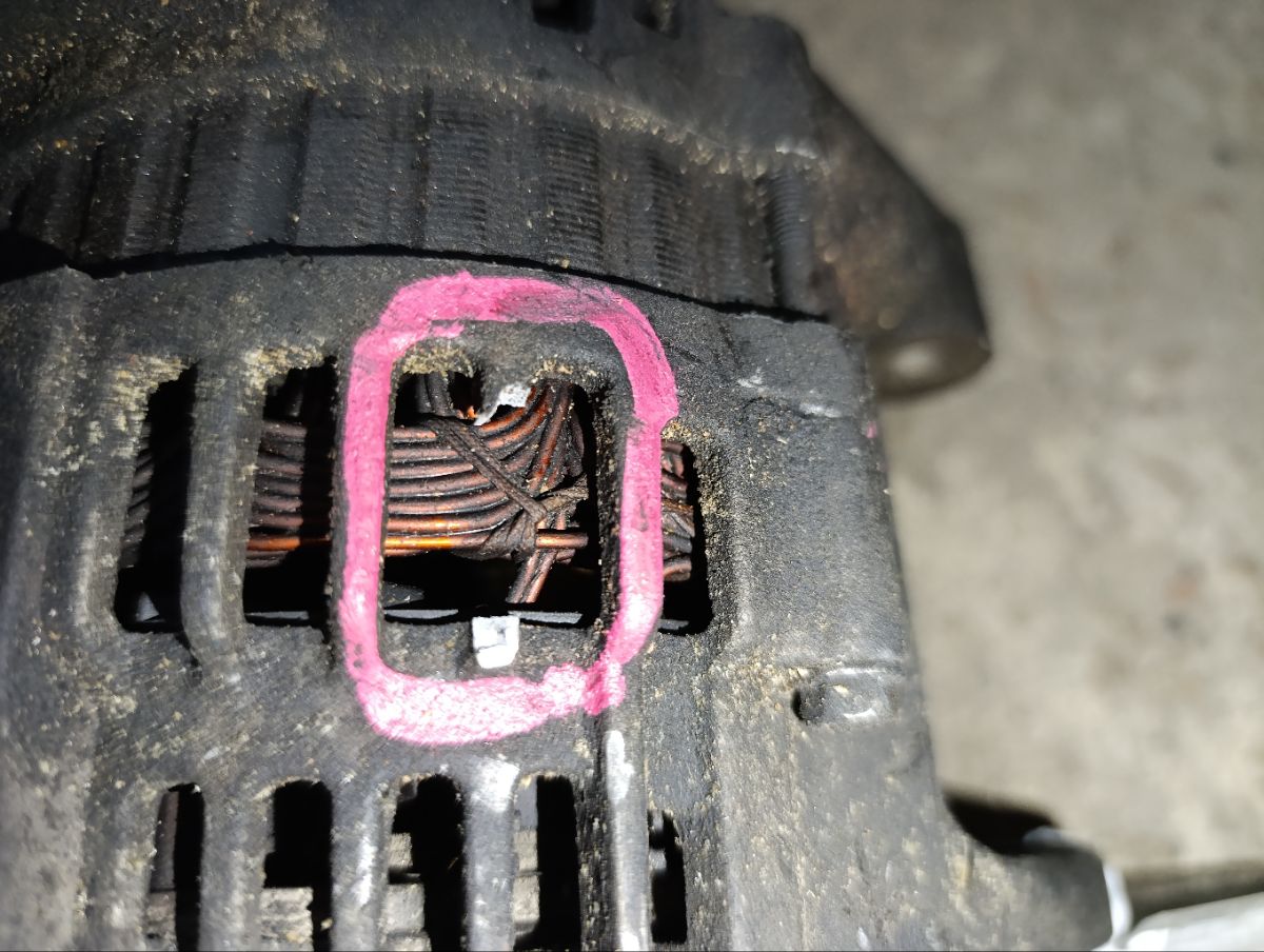 Генератор 23100-4N010 на Nissan Serena PC24 SR20DE Фото 7 Генератор 23100-4N010 на Nissan Serena PC24 SR20DE Фото 7