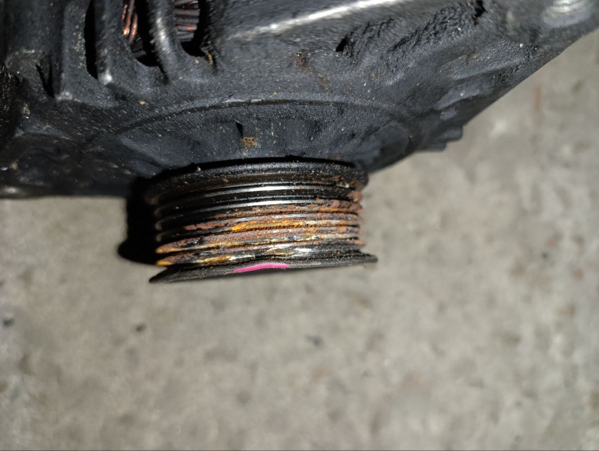 Генератор 23100-4N010 на Nissan Serena PC24 SR20DE Фото 9 Генератор 23100-4N010 на Nissan Serena PC24 SR20DE Фото 9