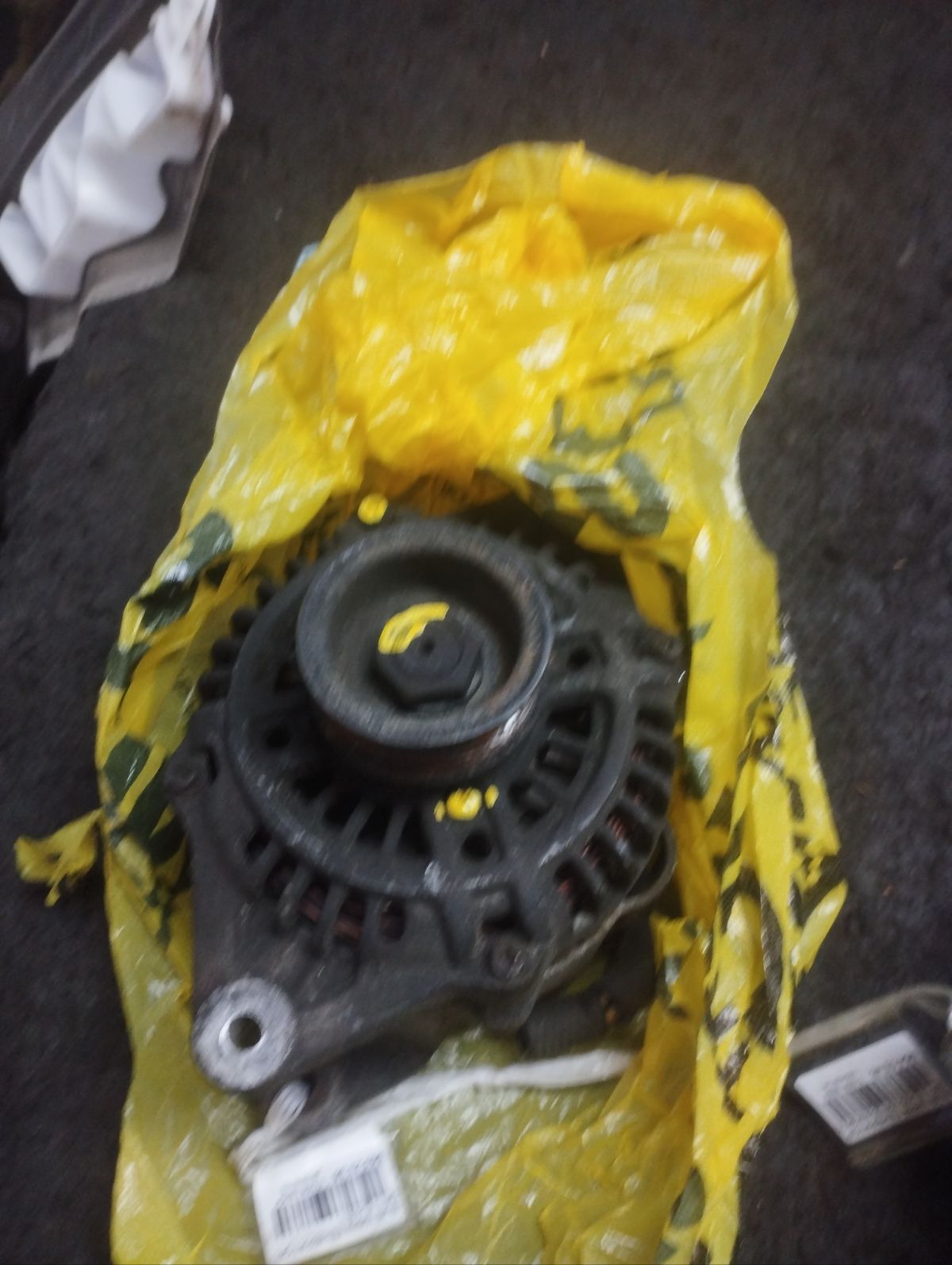 Генератор на Subaru Impreza Wagon GF1 EJ18 Фото 4