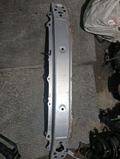 Жесткость бампера 52131-52250 на Toyota Ractis NCP120 Фото 4