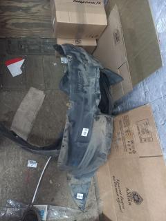 Подкрылок D3505613YJ, D3505613YK, D3505613YL, D3505613YM на Mazda Verisa DC5W ZY-VE Фото 2