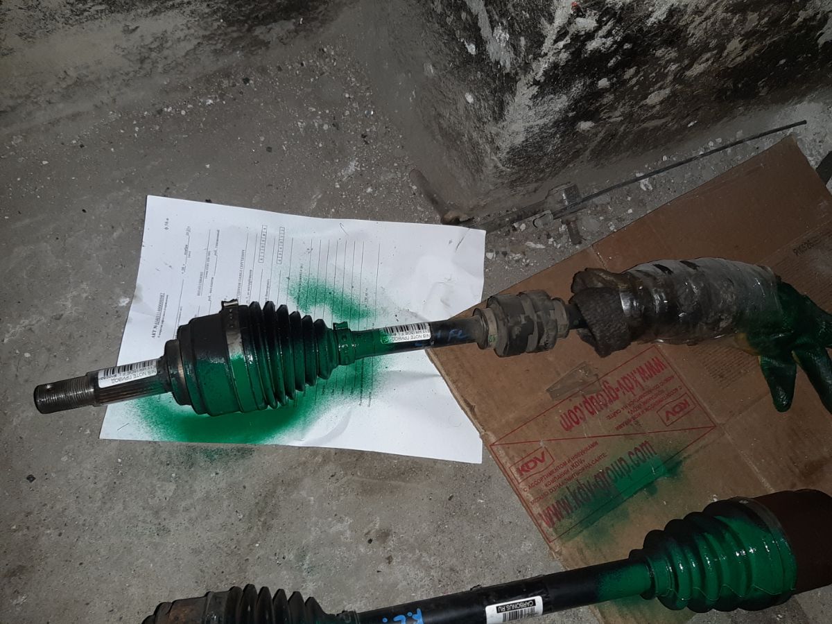 Привод на Nissan Note E11 HR15DE Фото 5