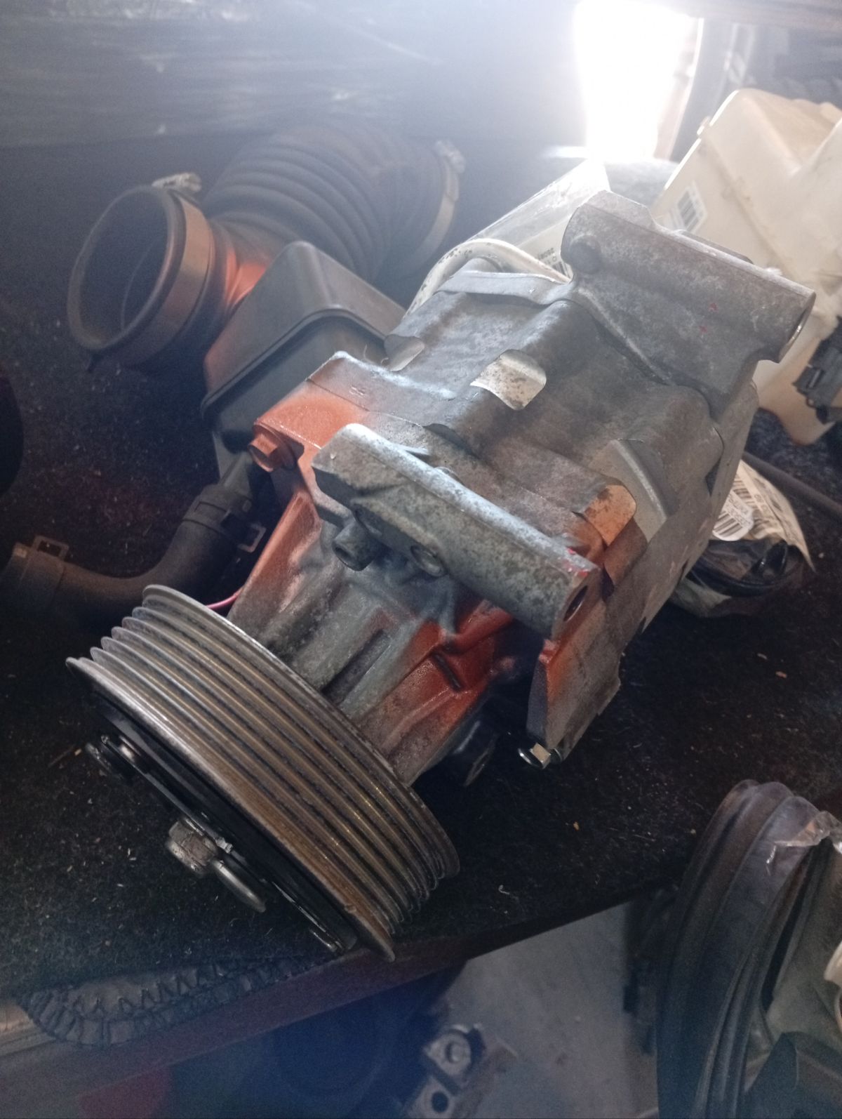 Компрессор кондиционера на Honda Fit GK3 L13B Фото 4