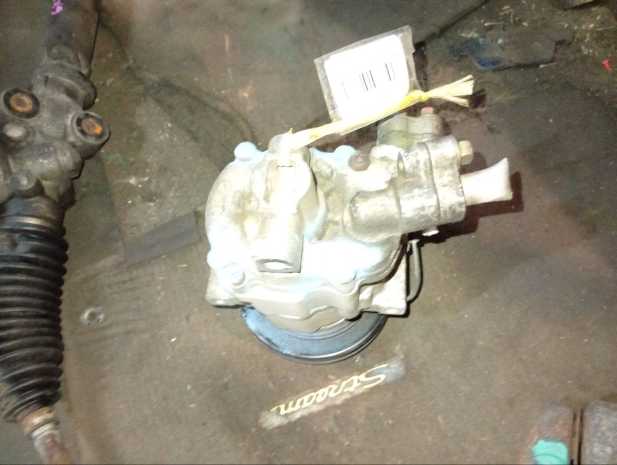 Компрессор кондиционера 92600-WE400 на Nissan Ad Van VY11 QG13DE Фото 6