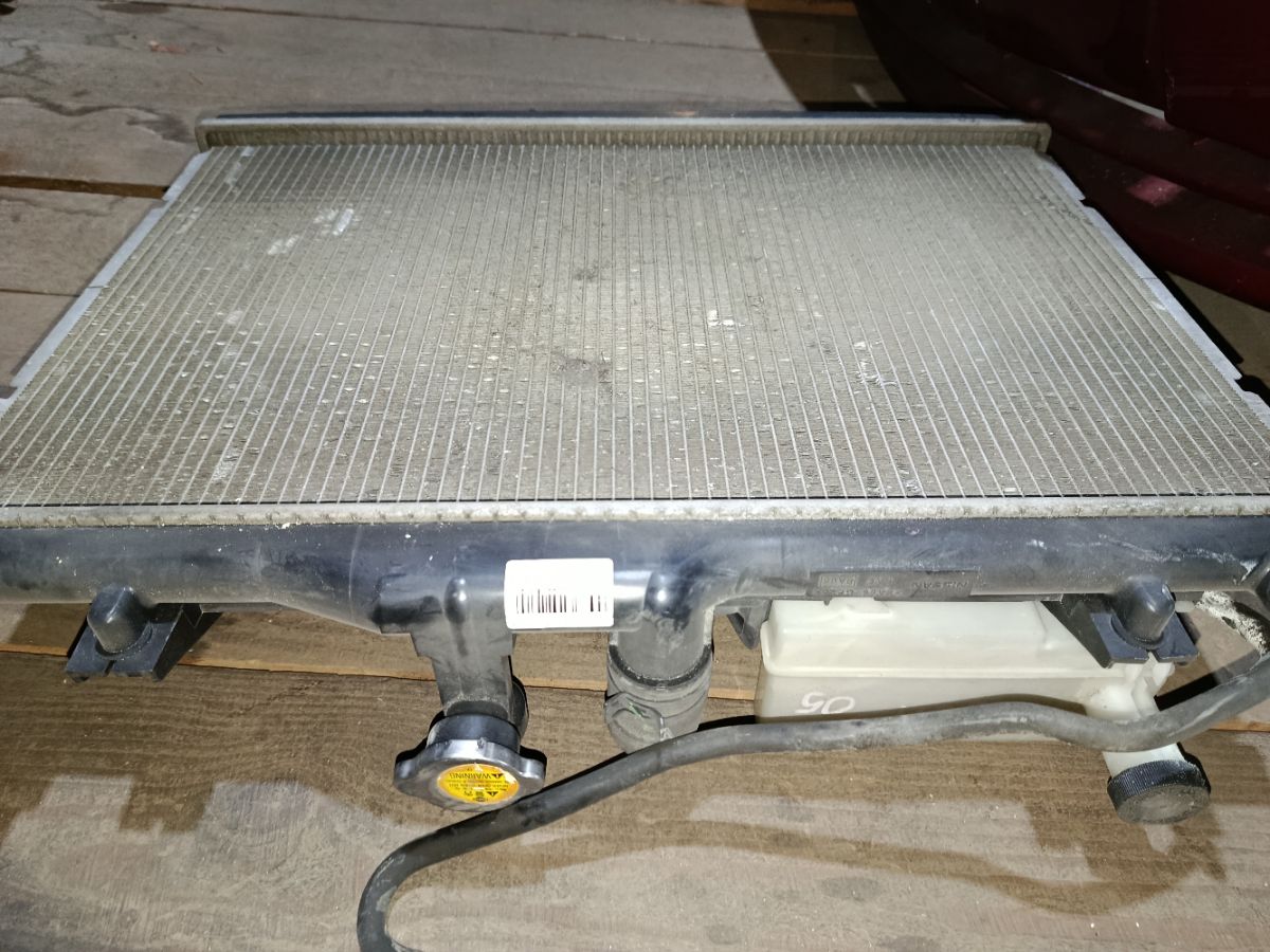 Радиатор ДВС на Nissan Tiida Latio SC11 HR15DE Фото 8