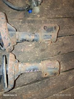 Стойка амортизатора на Subaru Forester SG5 EJ20 Фото 8