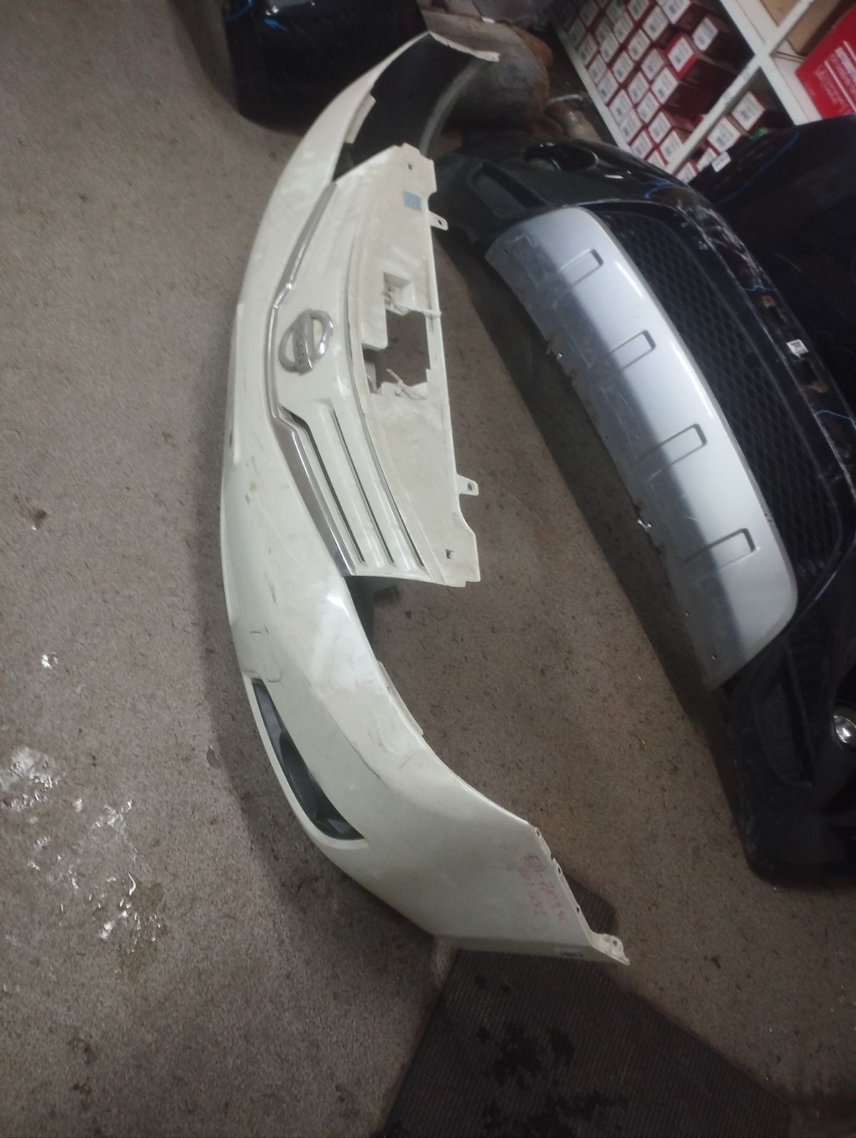 Бампер 2704 2704,62022-8Y20H на Nissan Note E11 Фото 6