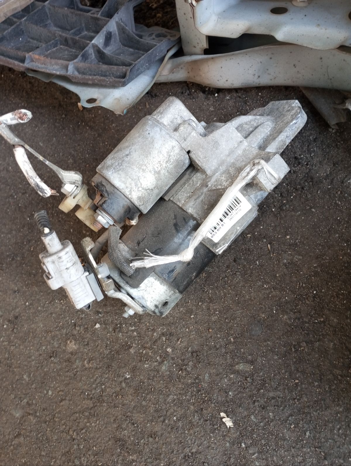 Стартер M000T88981, LFBL18400A на Mazda Axela BLEFW LF-VDS Фото 4