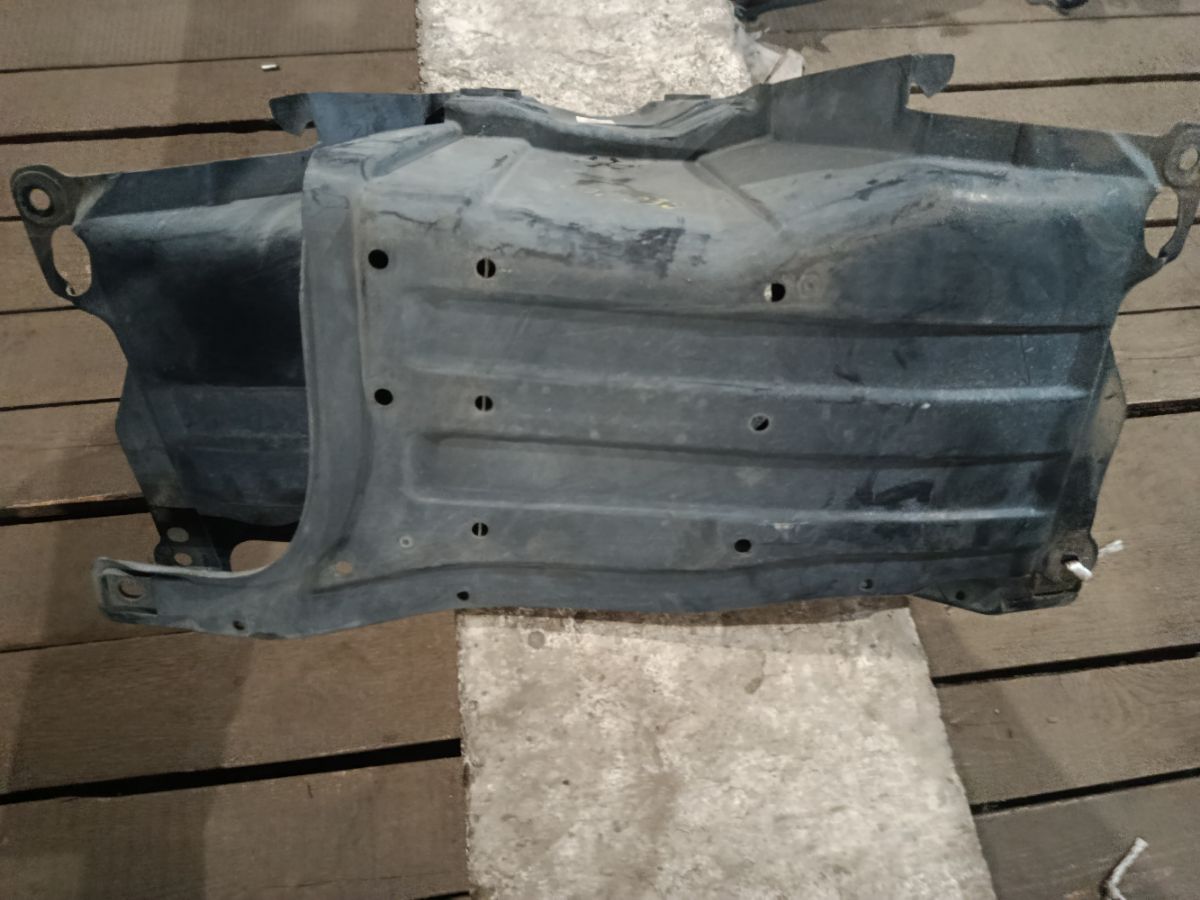 Защита двигателя на Honda Fit GE6 L13A Фото 4