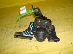Подушка двигателя 12305-47070 на Toyota Porte NSP140 1NR-FE Фото 2