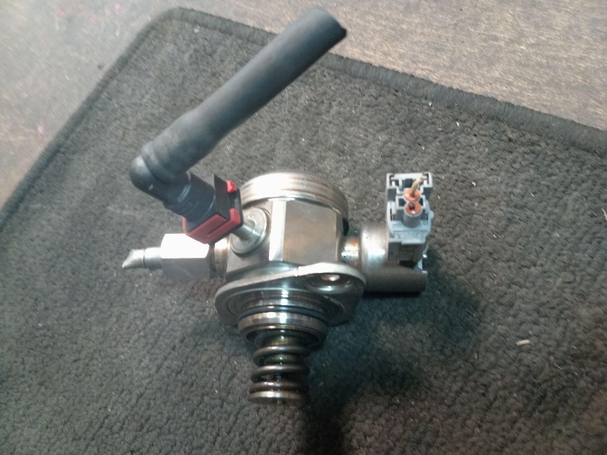 Тнвд на Nissan Serena HC26 MR20DE Фото 3