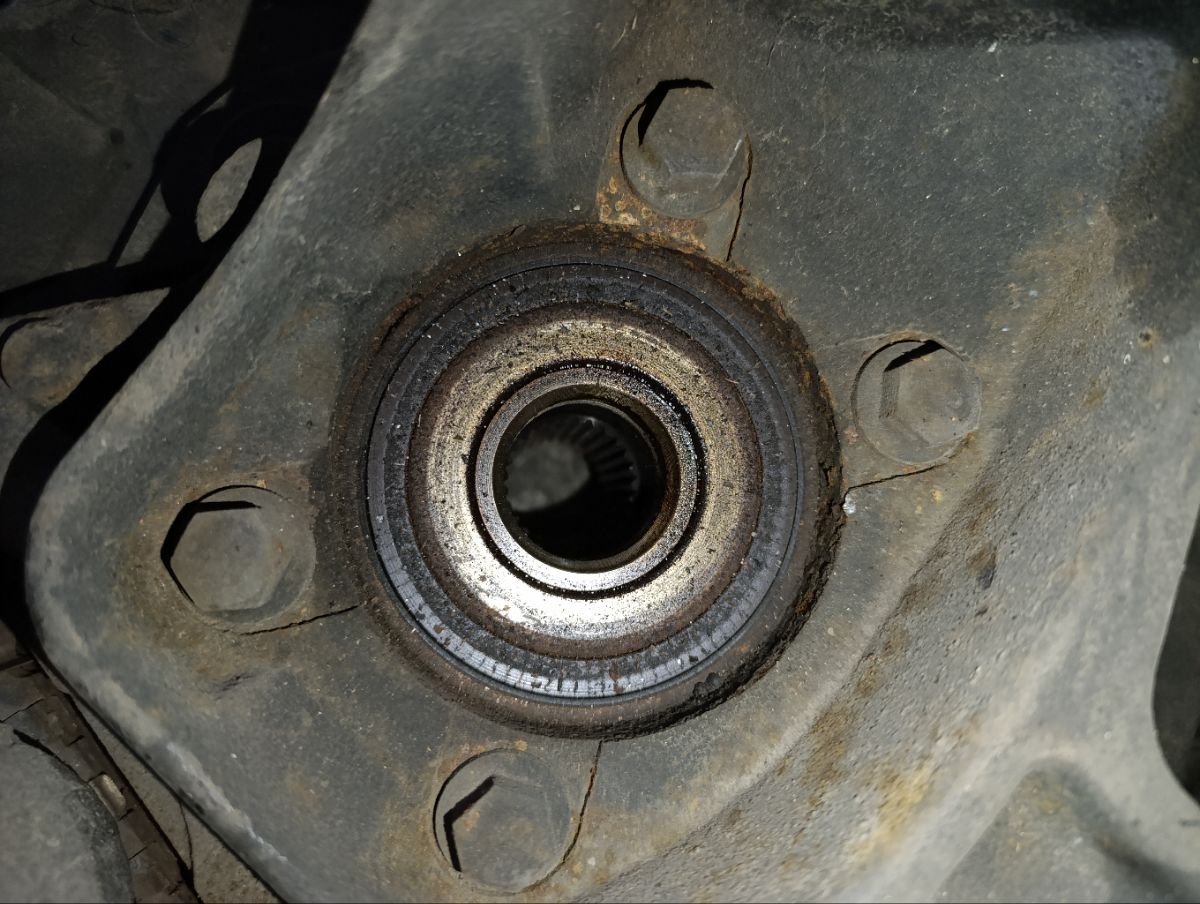 Ступица на Subaru Forester SHJ FB20A Фото 6