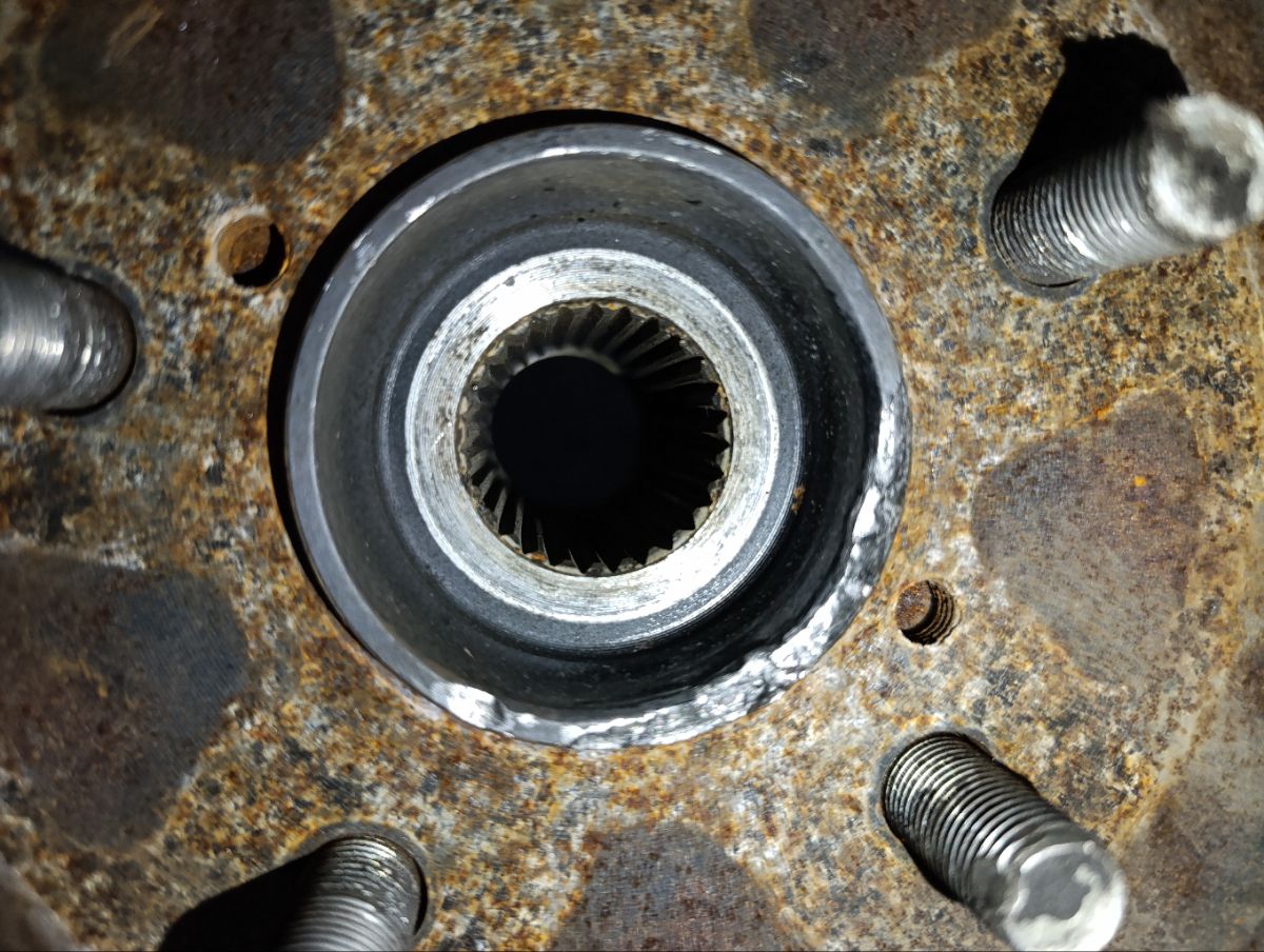 Ступица на Subaru Forester SHJ FB20A Фото 9