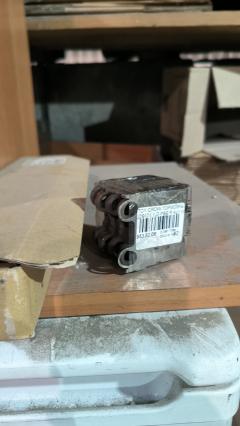 Тормозные колодки 0 986 494 231, 0 986 AB2 084, 0101GX110R, 025 234 2915W, 04465-51011, 04466-22180, 04466-30120, 04466-30121, 04466-30122, 04466-30130, 04466-30150, 04466-30151, 04466-30160, 04466-30161, 04466-30170, 04466-30170-79, 04466-30190, 04466-51010, 04466-51011, 04466-51020, 0446622180, 0446630121, 0446630122, 0446630130, 0446630160, 0446630161, 0446630190, 0446651010, 0446651011, 05P1051, 0743 04, 074304, 10417, 1063, 10837102, 10837102J, 111724, 120962, 13046057482, 16 393 707 80, 16771, 182208, 192874, 1YH82648ZE, 21790 00 C, 2207580, 2245108, 23429, 2342901, 2342915004T4051, 274304, 28010, 3010151, 321091CEGT, 321177EGT, 321177IEGT, 37258, 37258 OE, 402B0468, 402B1283, 435 004BSX, 435004SX, 446551011, 446630120, 446630121, 446630160, 4UP04085, 5102260, 51260, 546CS, 5610351, 600000100230, 601025, 6132339, 6261051, 6873, 74304, 754004BSX, 7740, 7805, 8110 13042, 8227580, 8DB 355 027511, 8DB355011591, A2N099, AB0399, AC1142C, AC892681D, ADB3836, ADB3836HD, ADT342108, AFP370S, AKD1421, AN-489WK, AN489WKE, AN489WKX, AS-T401M, ASN2169, AV1004, AW1810505, AY060-TY018, AY060TY018, B010088, B1110006, BBP1849, BC1610, BD7518, BL2850A1, BP1073, BP1110006, BP1252, BP21421, BP2962, BP9060, BPA074304, BPR001, BPT64, BS1861, C22023, C22023ABE, C22023AD, C22023JC, C22023PR, CBP3836, CD2173M, CF1421, CKT28, CMX771, CS854, D2173, D2173M, D2173M-02, D2173M01, D7717638, DB1416, DBP1610, DFP3233, DP1010100106, DP104B075, DP104B075P, DP5159, E110241, E410241, E510241, EC1554, ELT771, FBP1616, FD7054A, FDB1610, FK2173, FO 934481, FP0771, FPE014, FSL1610, G1248TR, GBP052602, GDB3233, GK1042, GP02173, HKTTY023, HP5083, HP8410NY, IBR1260, J3612017, JAPPP260AF, JBP0041, JBPD2173MH, KBP9066, KUR1421, LP1510, LVXL574, MBP1252, MD159M, MD2173MS, MDB1710, MDB2008, MKD771, MN-353M, MRP2260, MS1421, MX771, N1A099P, NDP-306C, NKT1125, NP1038, P 83 045, P643304, P83045, PA1358, PAD1126, PBP1610, PBP1610KOR, PF-1421, PF1421, PN1421, PP260AF, PRP1282, PRP12823M, Q0930903, QP2144, RB2208, RN562M, SN854P, SP 1554, SP 345, SP 345 PR, SS854S, ST0446630130, T0610283, T1475, T282269Y, T361A21, TABP2072, TD-086-1421, TD1421, TDB1248A, TG489, TG489C, TH306C, TL2173M, TN562M, V9118B026, VBS3233PS, WBP23429A, WS218500 на Toyota Crown JZS171 1JZ-FSE Фото 3