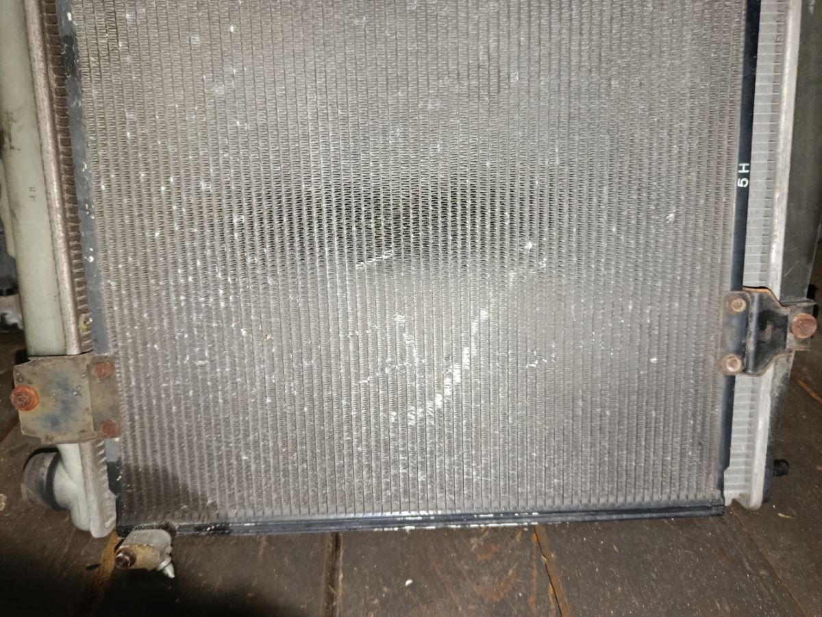 Радиатор ДВС на Honda Elysion RR1 K24A Фото 4