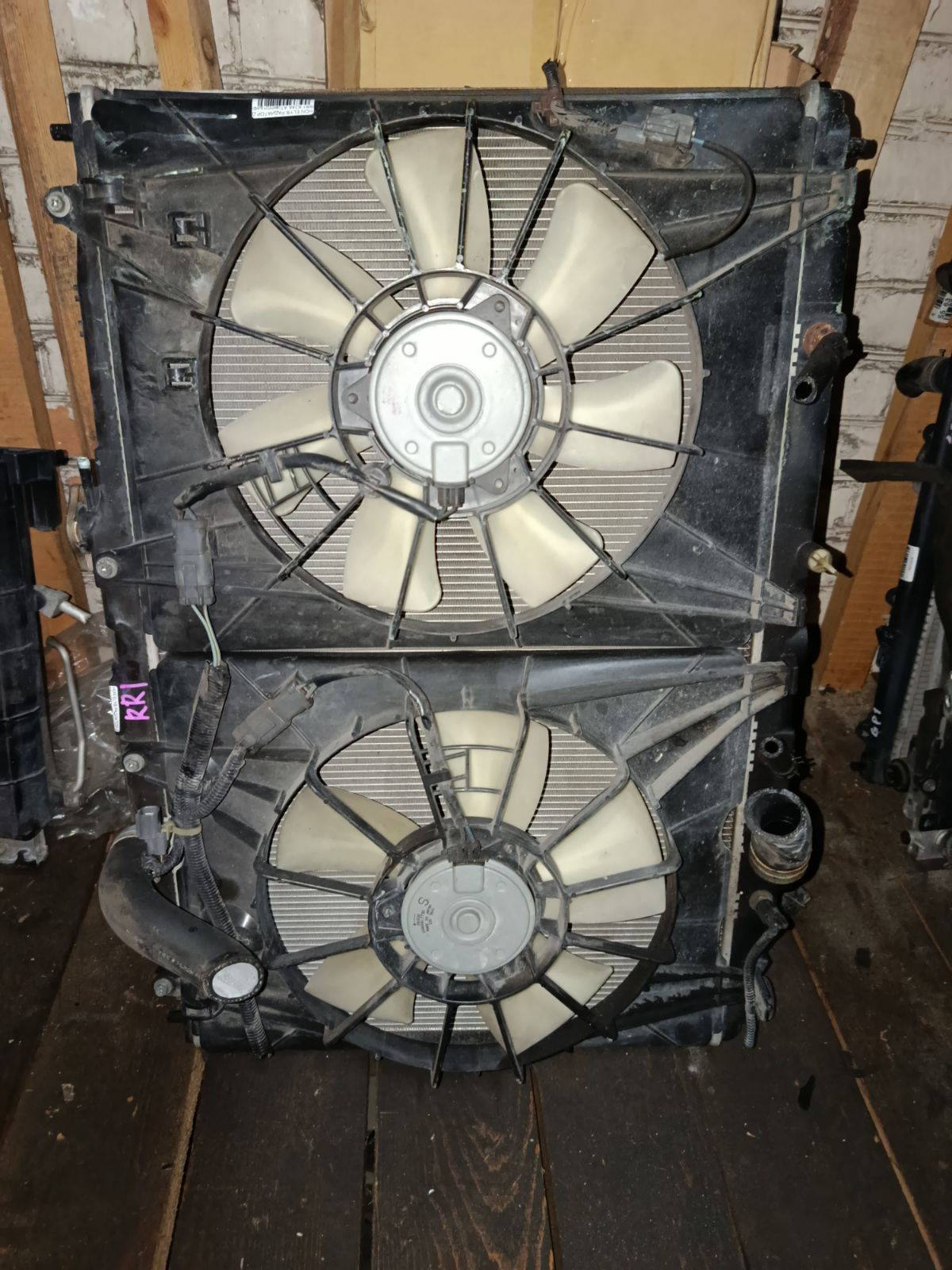 Радиатор ДВС на Honda Elysion RR1 K24A Фото 6