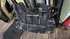 Защита двигателя 51441-22310 на Toyota Mark Ii JZX110 1JZ-FSE Фото 3