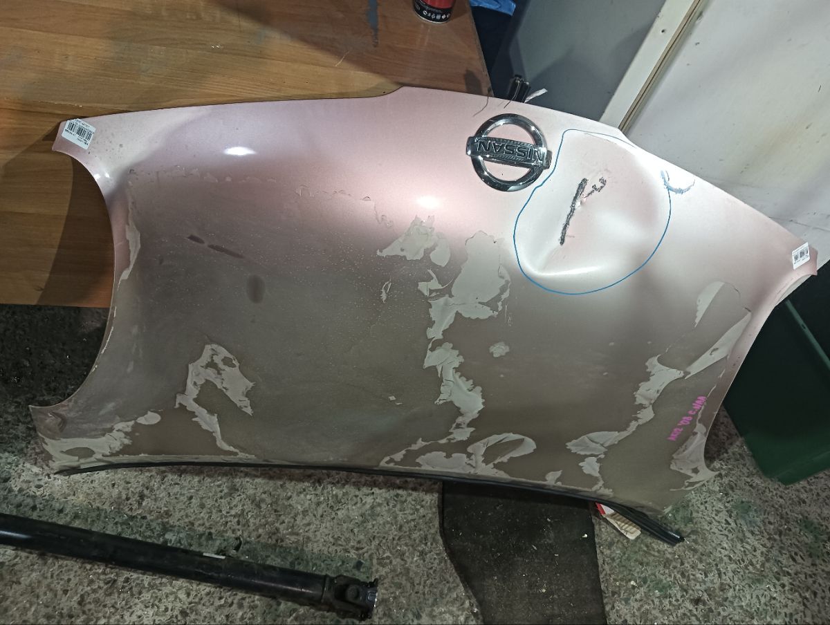 Капот 05032624, 12932101, 1609280, 1609280A1, 1610280A1, 191008, 27 07 03, 270703, 3328660, 6024000, 65100AX630, 6803001609280P, 8120062, 974700, 99B80, DS0113100, DS0113130, DS20083A, DS20083AV, DT48001500000, DT480150, F5100 AX0MM, F5100AX6MA, GD1110B, GD99B80, NI264011, NNMIC03330, NS99B80, PDS20083A, STDT480150 на Nissan March AK12 Фото 9