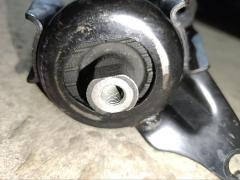 Подушка двигателя на Toyota Ipsum ACM21W 2AZ-FE Фото 4
