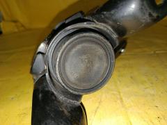 Подушка двигателя 12305-37050 на Toyota Voxy ZRR70G 3ZR-FE Фото 3