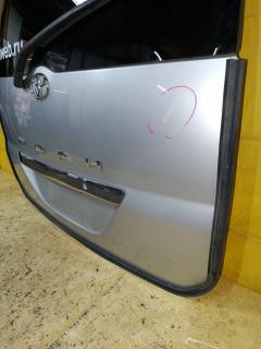 Дверь задняя на Toyota Noah AZR65G Фото 6