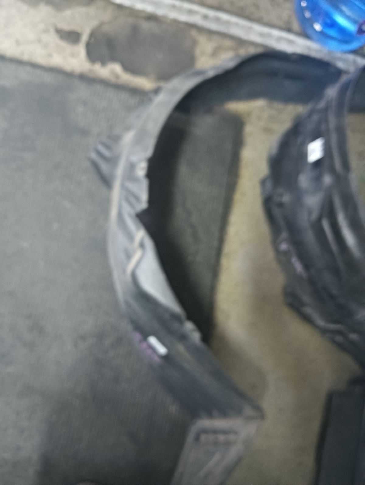 Подкрылок MR488991, MN150111 на Mitsubishi Colt Plus Z24W 4A91 Фото 3