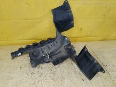 Защита двигателя 51441-28130, 51442-28130 на Toyota Noah AZR65G 1AZ-FSE Фото 2