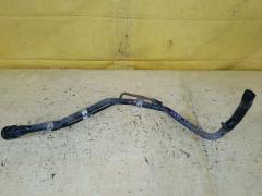 Заливная горловина топливного бака 77201-28240, 77201-28290 на Toyota Noah AZR60G 1AZ-FSE Фото 3