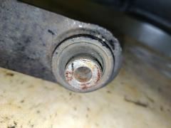 Рычаг на Honda Stream RN7 R18A Фото 2