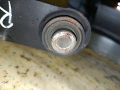 Рычаг на Honda Stream RN6 R18A Фото 2