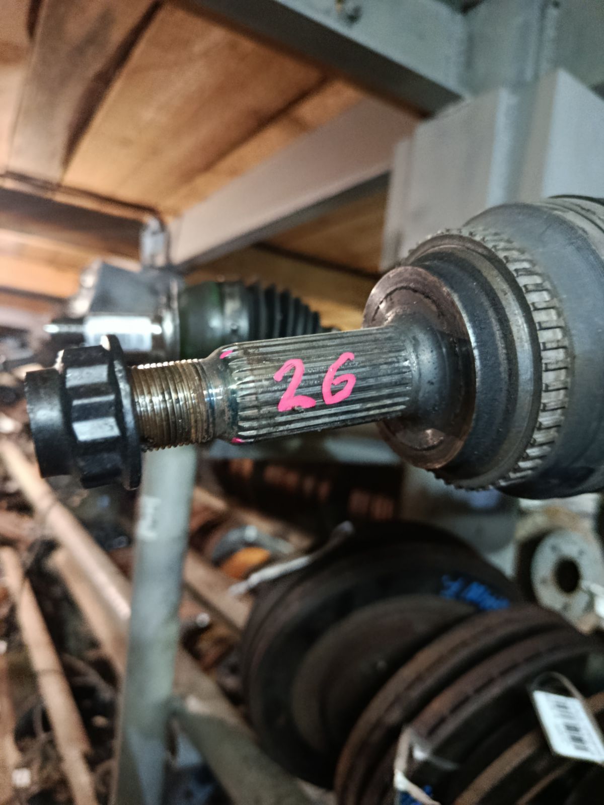 Привод на Toyota Isis ZGM11G 3ZR-FAE Фото 6