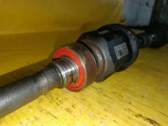 Привод 43410-28090 на Toyota Noah AZR65G 1AZ-FSE Фото 4