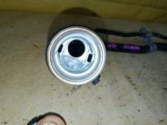 Заливная горловина топливного бака 77201-44191 на Toyota Isis ANM10G 1AZ-FSE Фото 2