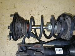 Стойка амортизатора на Honda Stream RN6 R18A Фото 4