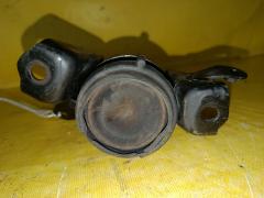 Подушка двигателя 12305-28120 на Toyota Isis ANM10G 1AZ-FSE Фото 2