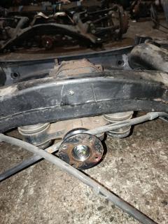 Балка подвески 51206-51030, 51206-53020 на Toyota Mark Ii Blit GX115W 1G-FE Фото 19