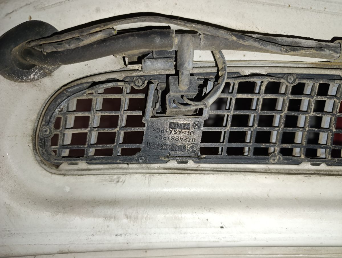 Капот на Bmw 3-Series E46 Фото 15